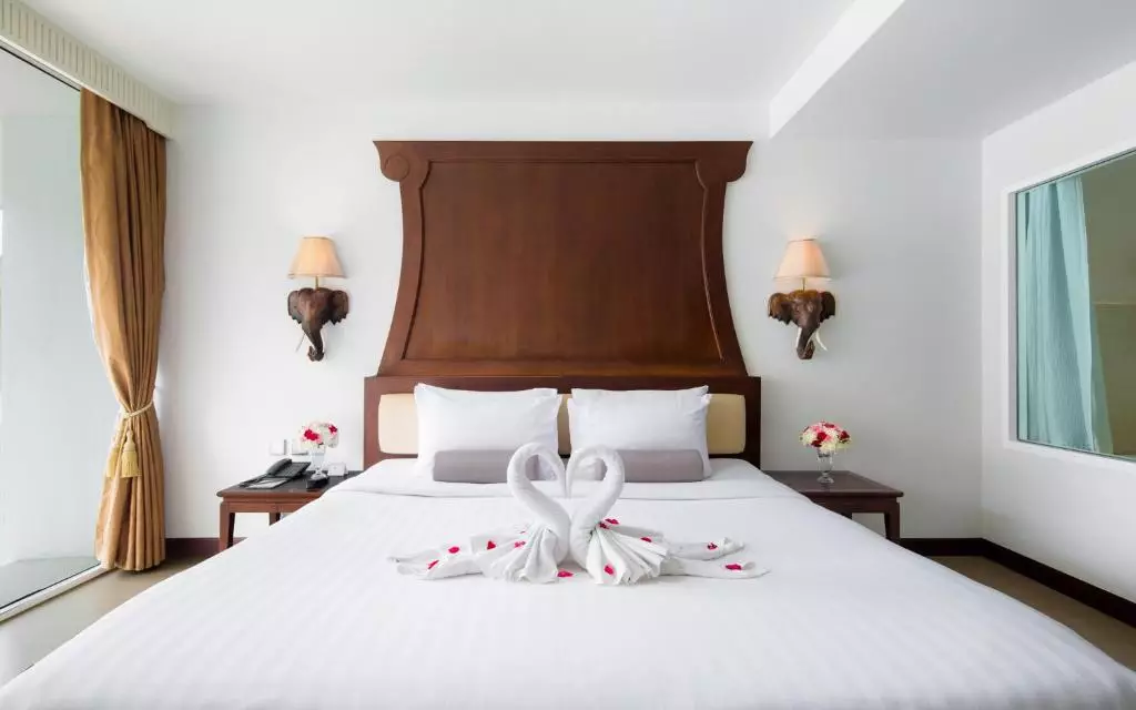 Aiyara Grand Hotel